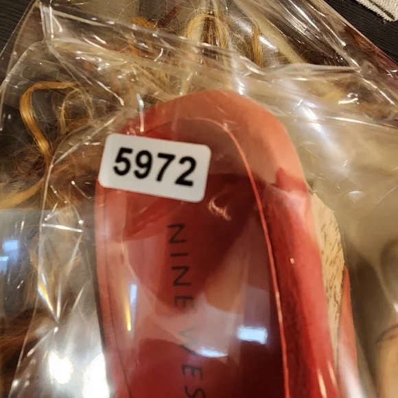 Nine West Coral Leather Wedge Sandals Size 8 - Picture 11 of 11